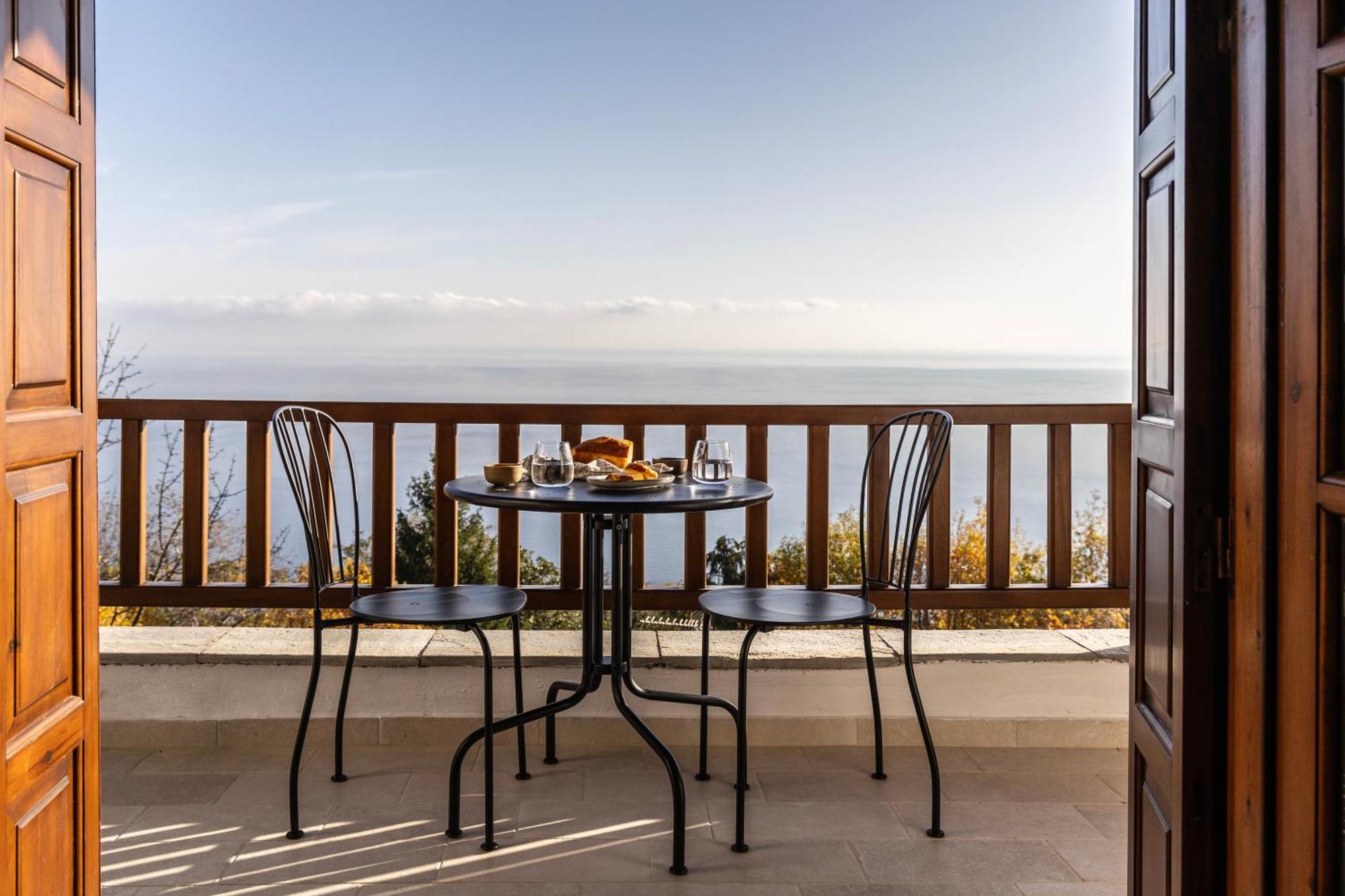 Om Living Pelion Áyios Dhimítrios Exterior foto